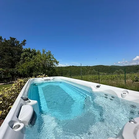 Pensieri Di Cavatina Farm stay *